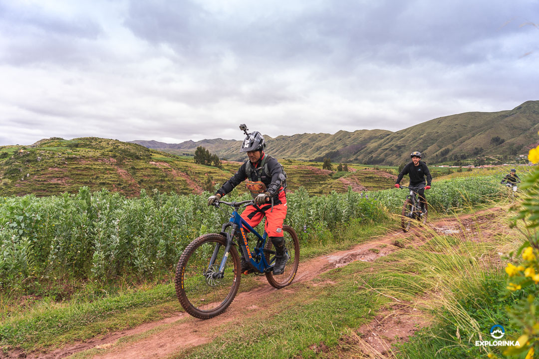 Bicicleteada en Yunkaypata y el Valle Sagrado de Cusco.