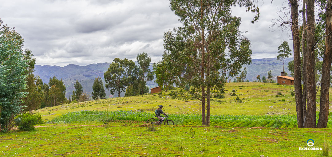 Ruta en bicicletas por Yunkaypata en Cusco