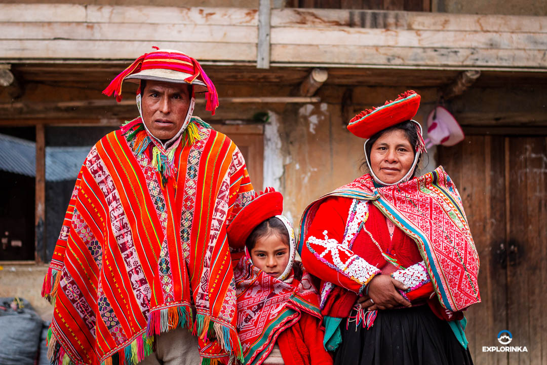 Familia andina Cusco peru